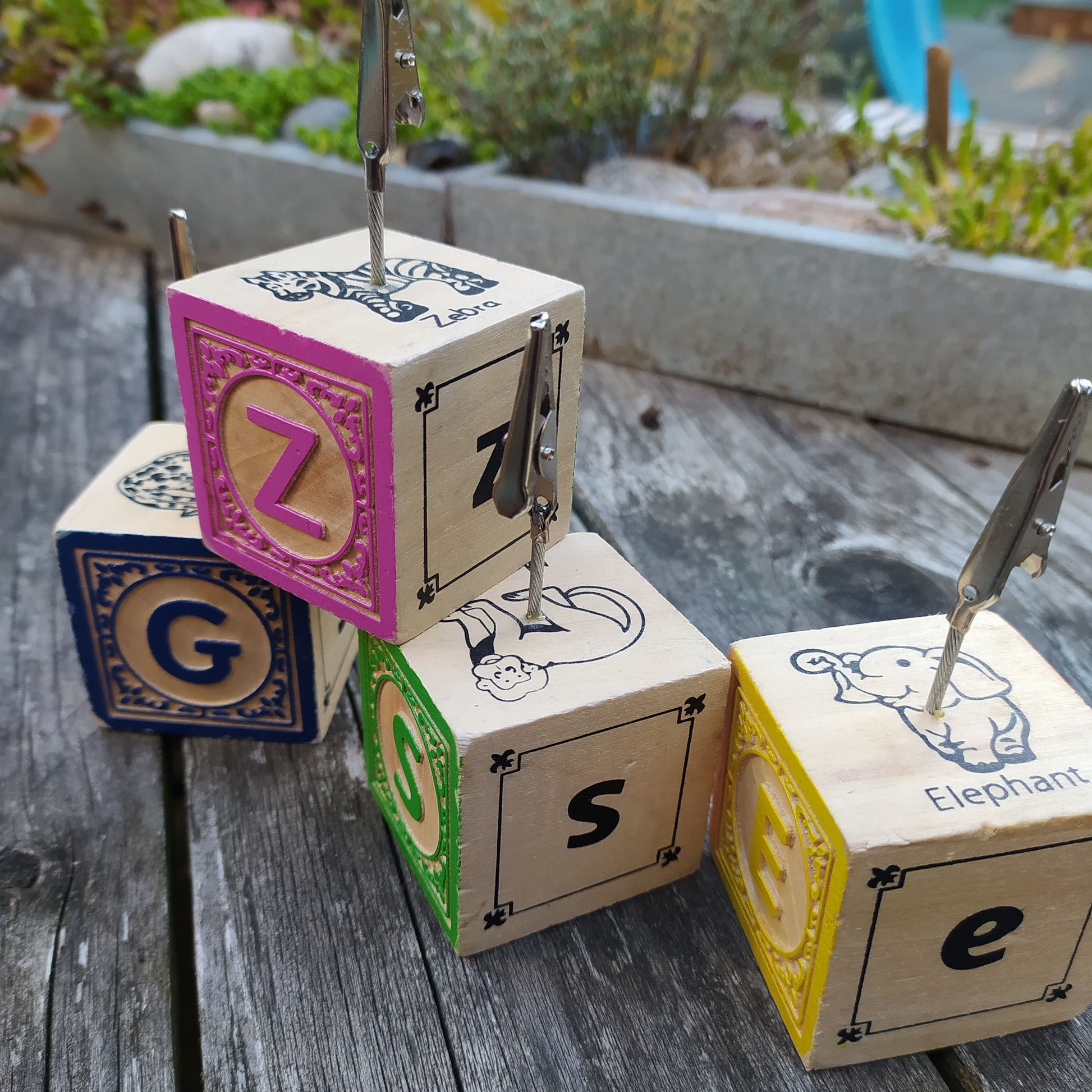 Wooden Photo Clip Block image 1